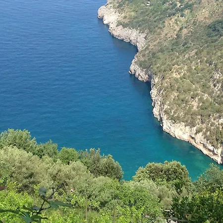Bilocale Panoramico “lo Sguardo” Масса-Лубренсе