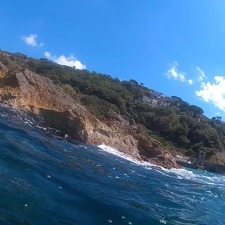 Bilocale Panoramico “lo Sguardo” * Масса-Лубренсе