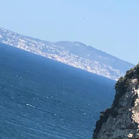 Bilocale Panoramico “lo Sguardo” Апартаменты